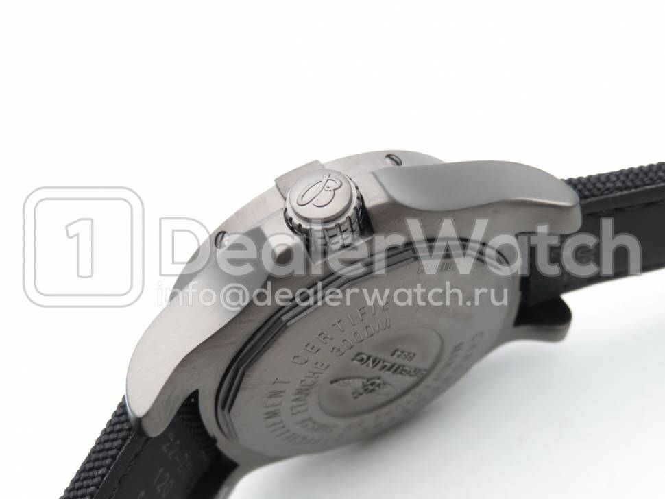 Часы Breitling Avenger II Seawolf