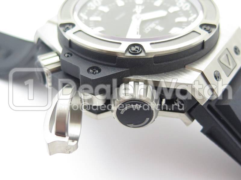 Часы Hublot King Power Diver 4000 Titanium