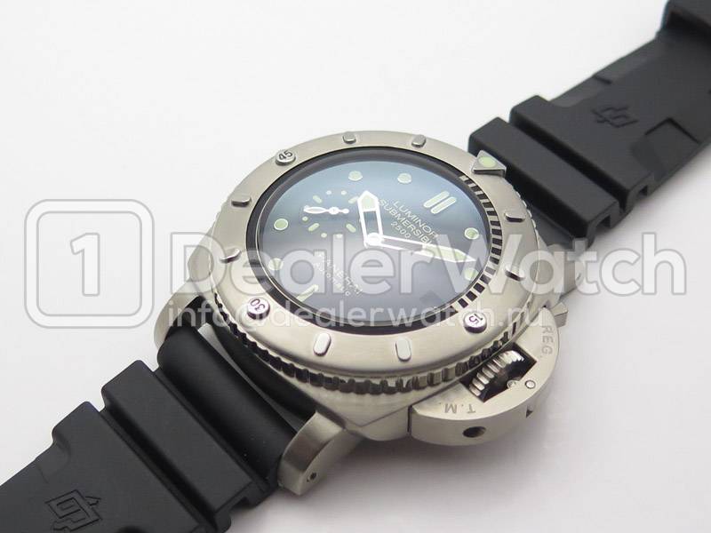 Часы Officine Panerai Luminor Submersible 1950 3 Days Titanio PAM 364