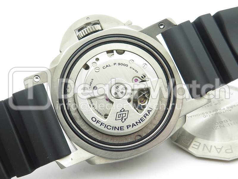 Часы Officine Panerai Luminor Submersible 1950 3 Days Titanio PAM 364