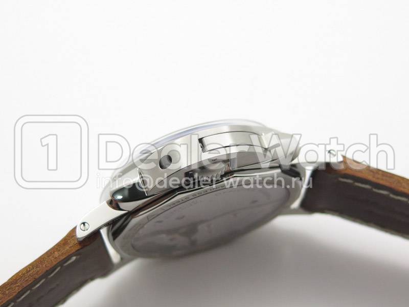 Часы Officine Panerai Luminor 1950 3 Days PAM 372