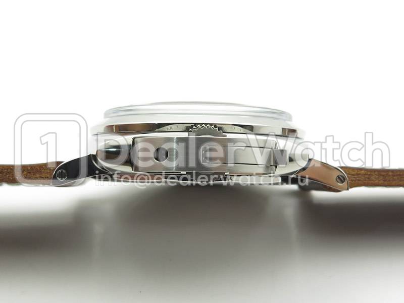 Часы Officine Panerai Luminor 1950 3 Days PAM 372