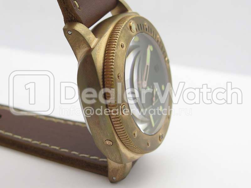Часы Officine Panerai Luminor Submersible 1950 3 Days Power Reserve Bronzo PAM 507