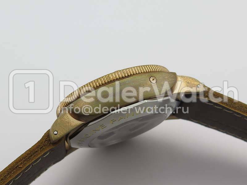 Часы Officine Panerai Luminor Submersible 1950 3 Days Power Reserve Bronzo PAM 507