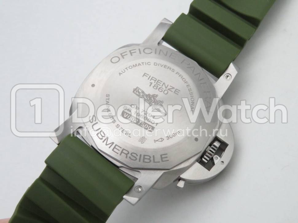 Часы Panerai Luminor Submersible Verde Militare PAM01055