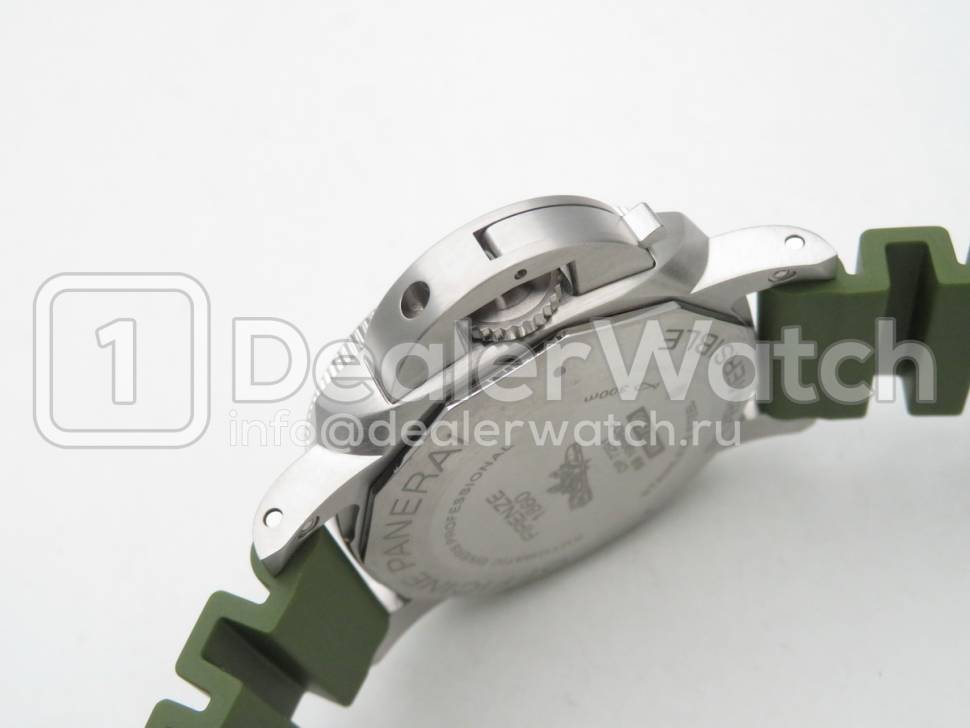 Часы Panerai Luminor Submersible Verde Militare PAM01055