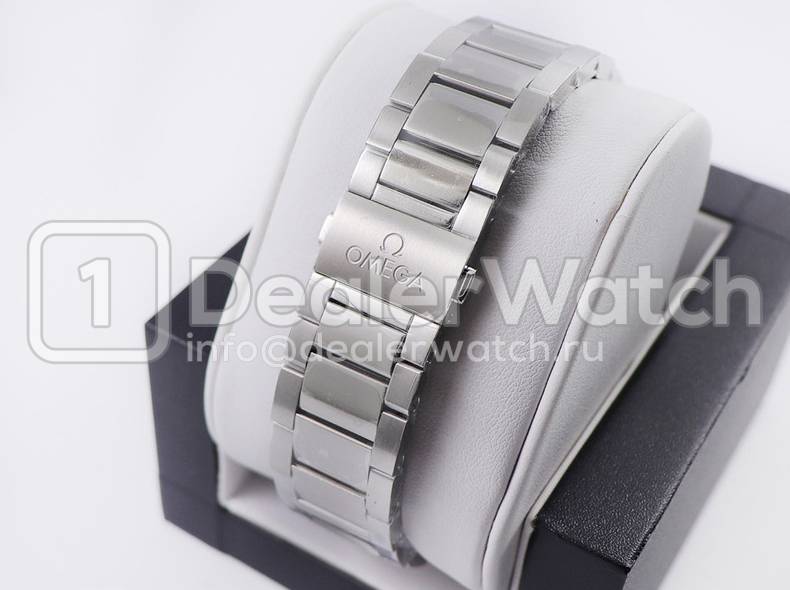 Часы Omega Seamaster Aqua Terra 150M Co-Axial Master Chronometer 41mm