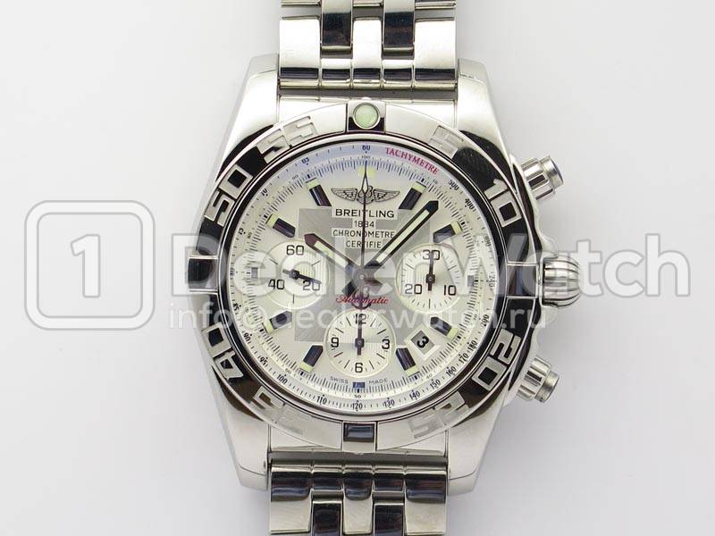 Часы Breitling Chronomat 44
