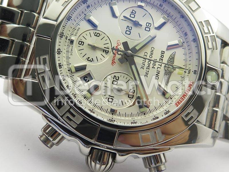 Часы Breitling Chronomat 44
