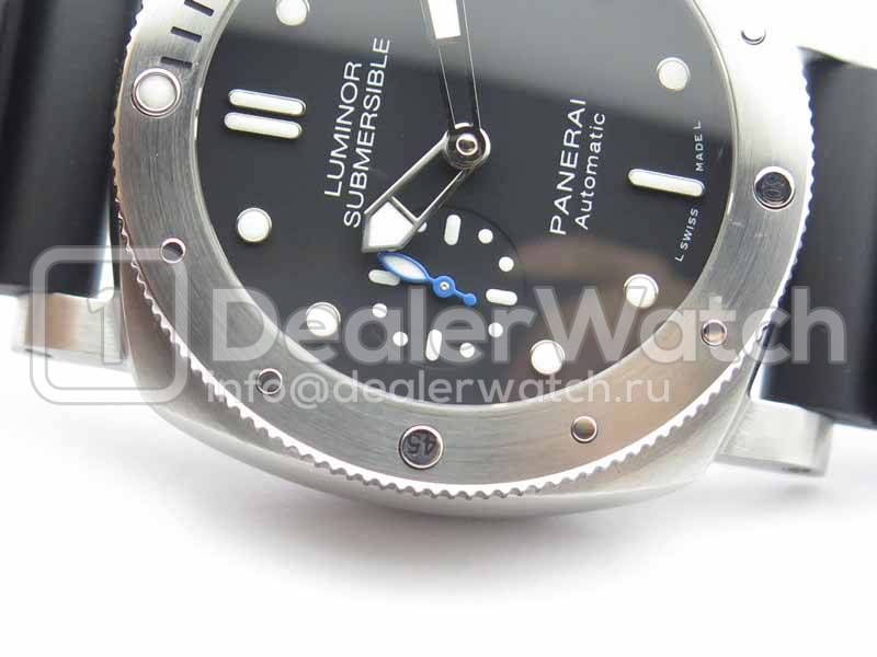 Часы Officine Panerai Luminor 1950 Submersible 3 Days Automatic PAM 682