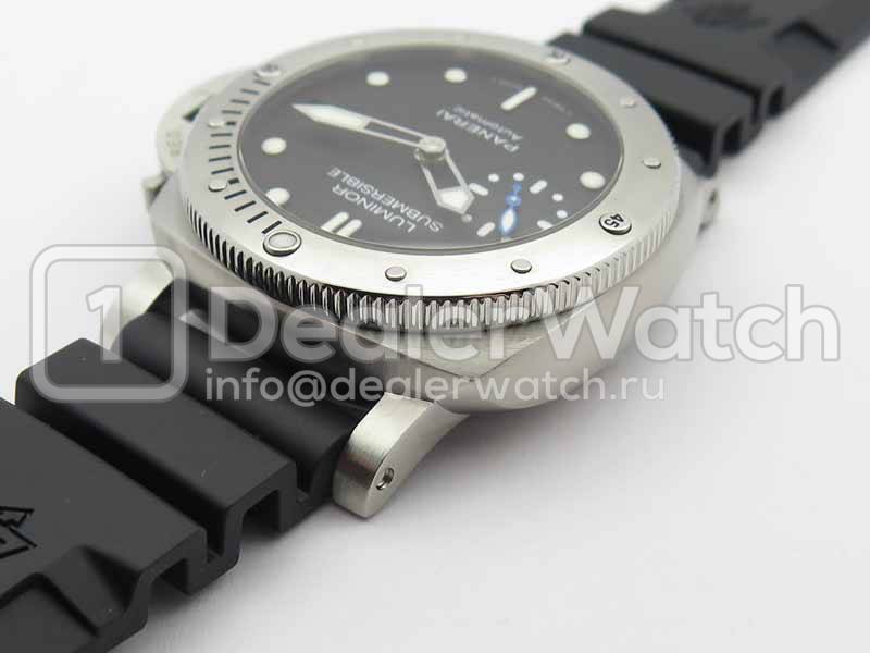 Часы Officine Panerai Luminor 1950 Submersible 3 Days Automatic PAM 682