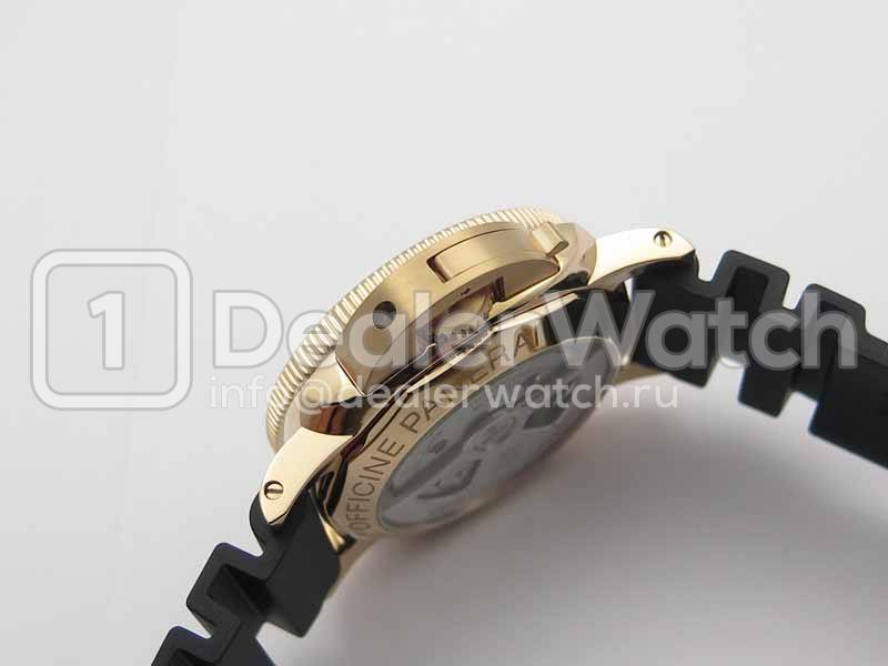 Часы Officine Panerai Luminor Submersible 1950 3 Days Oro Rosso PAM 684