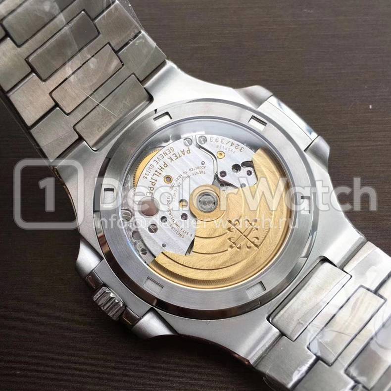Часы Patek Philippe Nautilus 5711/1A-011