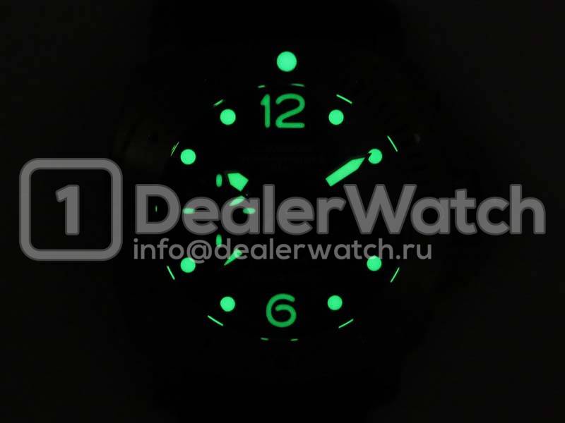 Часы Officine Panerai Luminor Submersible 1950 3 Days GMT Pole2Pole PAM 719