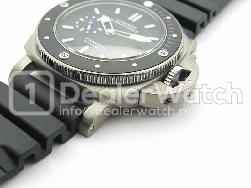 Часы Officine Panerai Luminor Submersible Amagnetic 3 Days Titanio PAM 1389