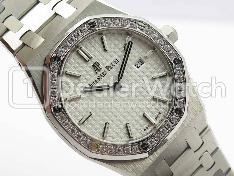 Часы Audemars Piguet Royal Oak 33mm Ladies Diamond steel