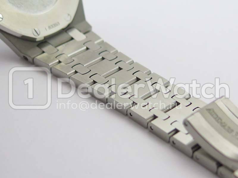 Часы Audemars Piguet Royal Oak 33mm Ladies Diamond steel