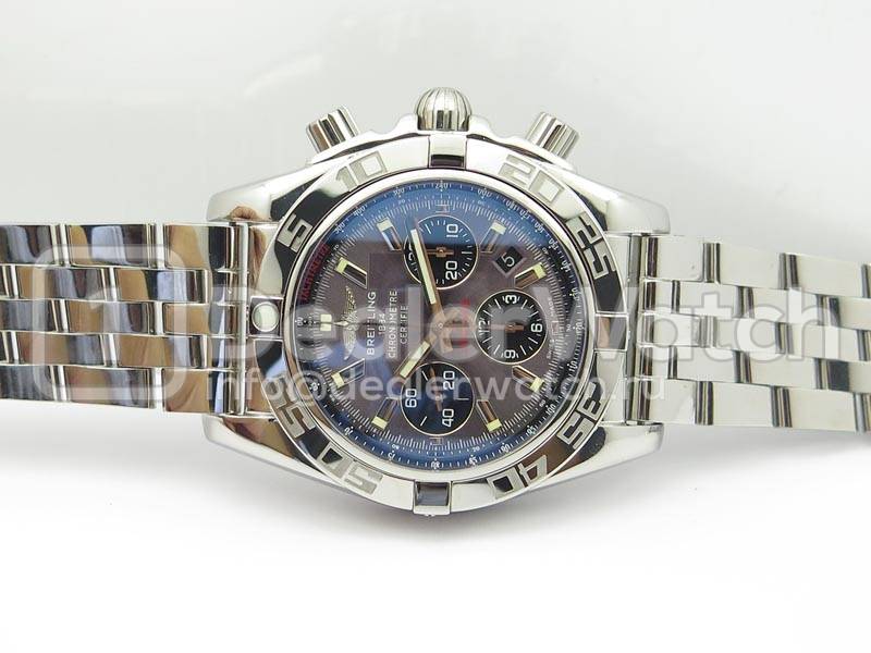 Часы Breitling Chronomat 44