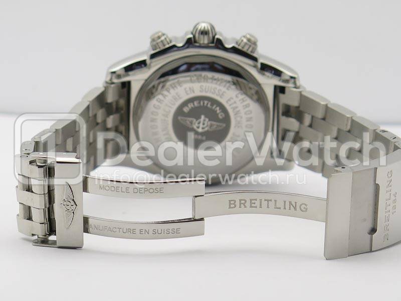 Часы Breitling Chronomat 44