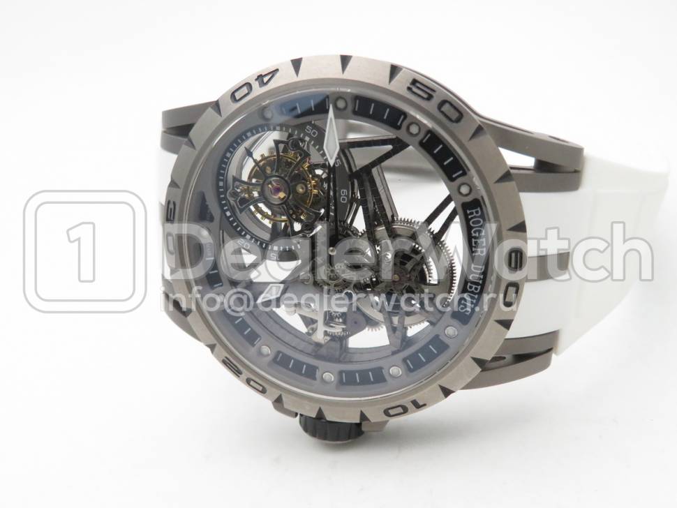 Часы Roger Dubuis Excalibur Skeleton Flying Tourbillon