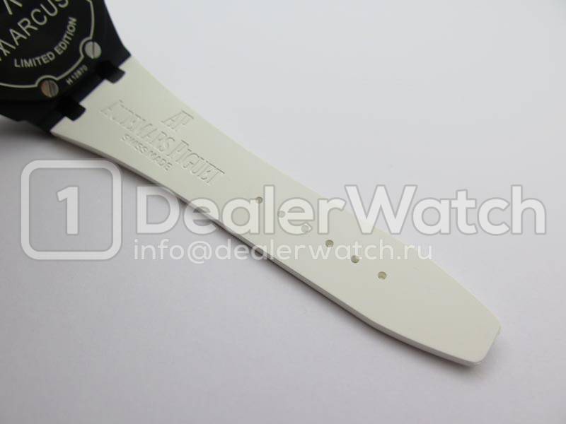 Часы Audemars Piguet Royal Oak Offshore Black & White Marcus Edition