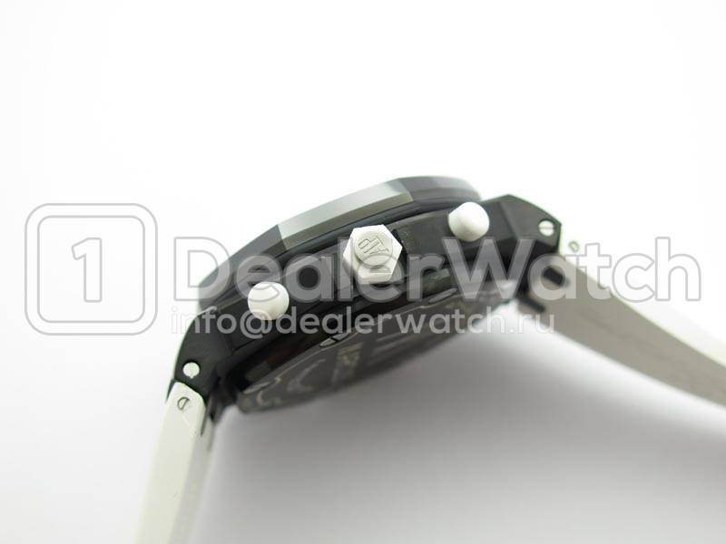 Часы Audemars Piguet Royal Oak Offshore Black & White Marcus Edition