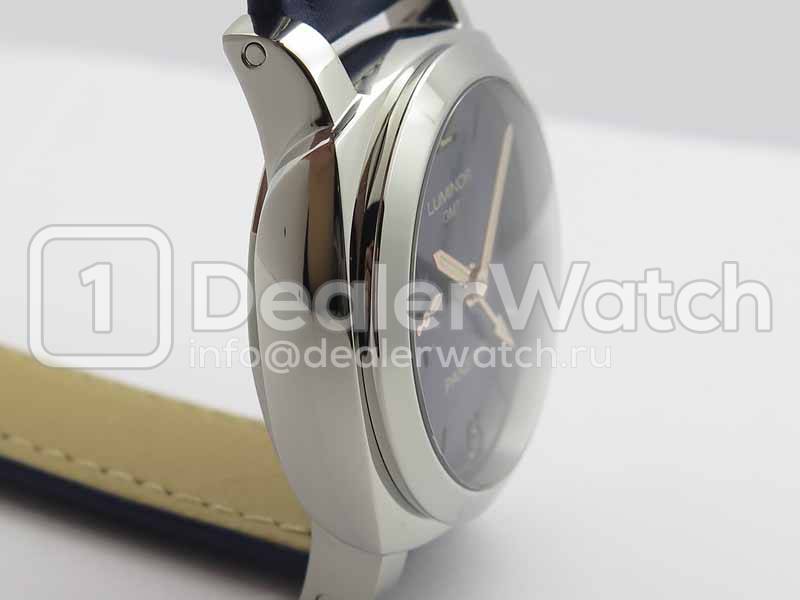 Часы Officine Panerai Luminor 1950 3 Days GMT Acciaio PAM 688