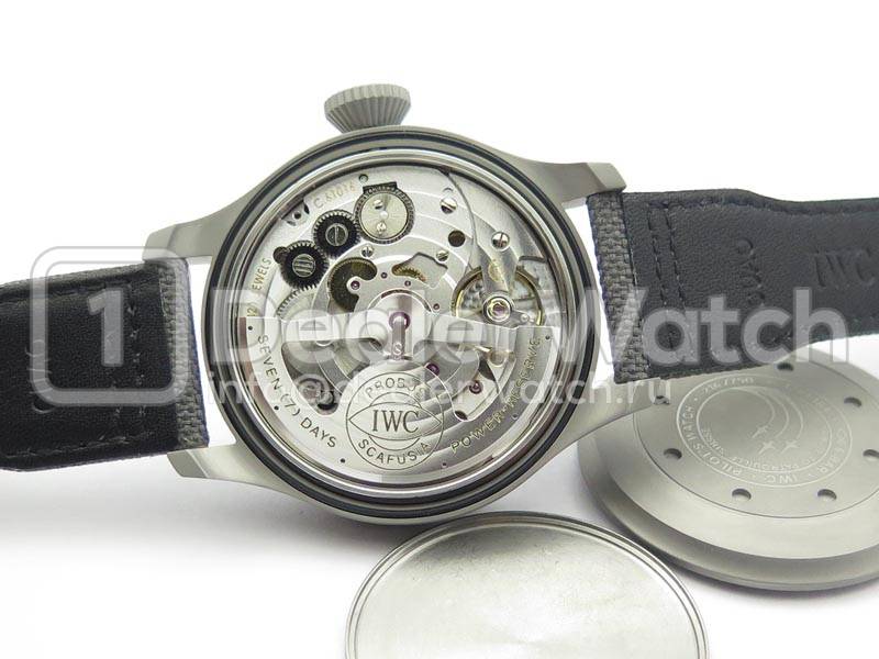Часы IWC Big Pilot Edition Patrouille Suisse Limited IW500910