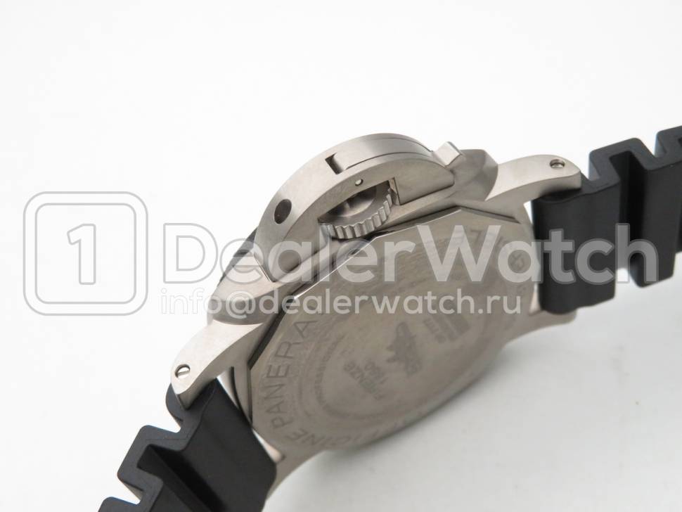 Часы Panerai Submersible BMG-TECH PAM799