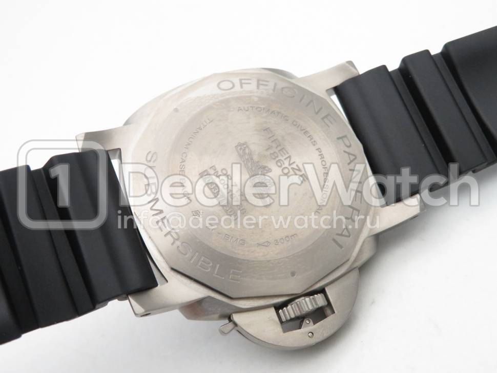 Часы Panerai Submersible BMG-TECH PAM799