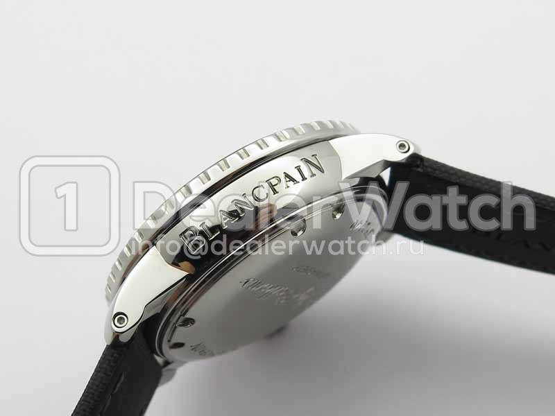 Часы Blancpain Fifty Fathoms 5015-1130-52