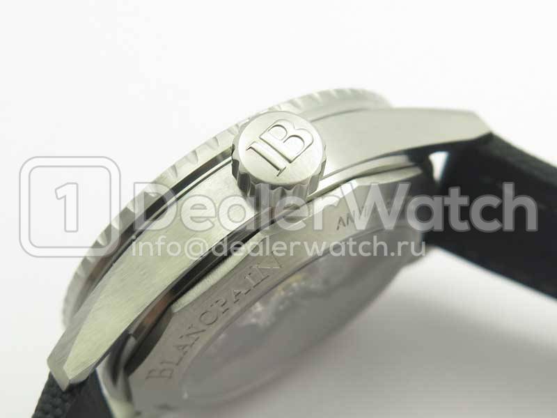 Часы Blancpain Fifty Fathoms Bathyscaphe