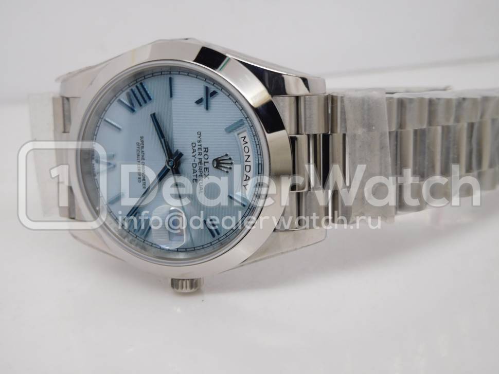 Часы Rolex Day-Date 40 228206-0001