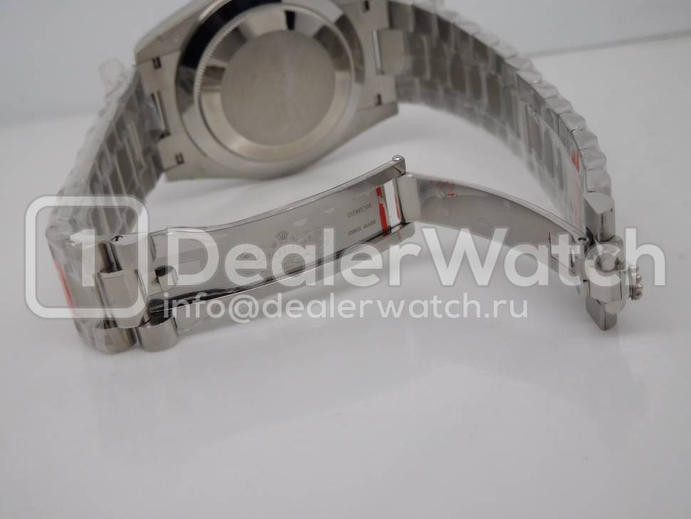 Часы Rolex Day-Date 40 228206-0001