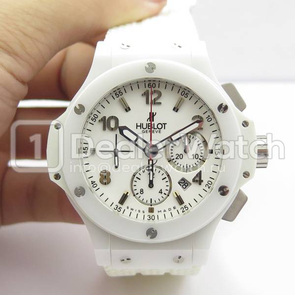 Часы Hublot Big Bang 44mm Chronograph Ceramic