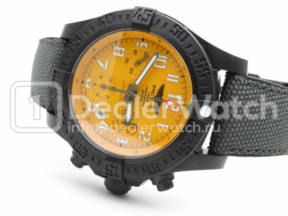 Часы Breitling Avenger Hurricane