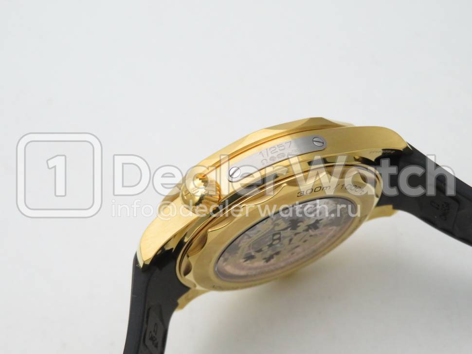 Часы Omega Seamaster 300M "James Bond" Limited Edition