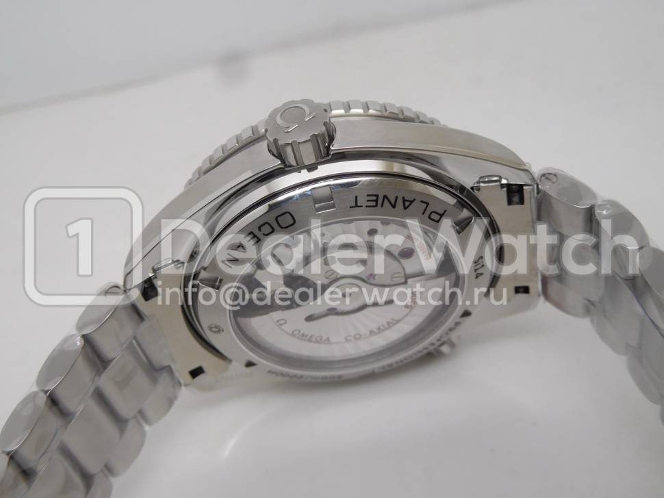 Часы Omega Seamaster Planet Ocean 600M